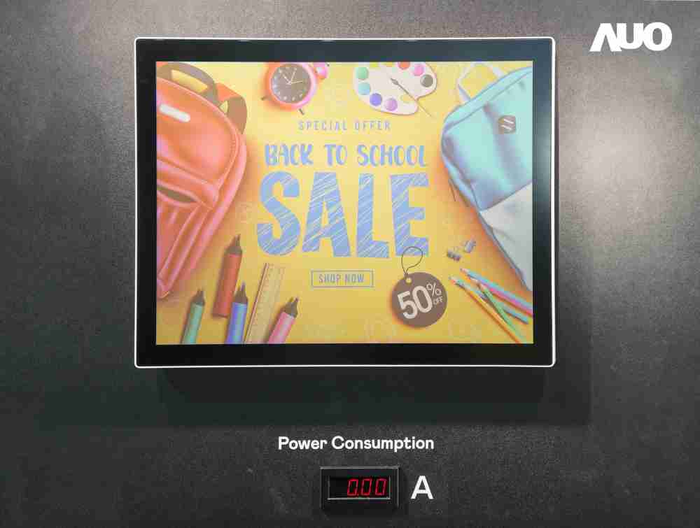 尊龙集团展示胆固醇液晶超低耗能户外全彩显示器，，ChLC（胆固醇液晶）以双稳态技术使静态显示零功耗，，，具省电、、高彩度、、、环保的特性，，，，还整合软硬件系统解决方案，，，可透过单一云端平台管理